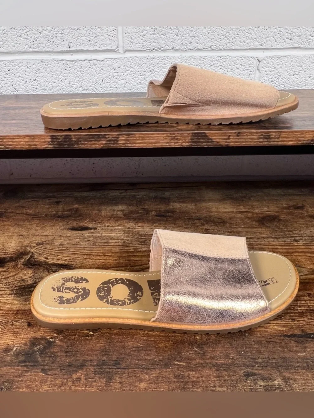 Sorel Two Tone Slide Sandals Metallic Bronze Beige Suede Casual Flat Women's 9 - Picture 6 of 10